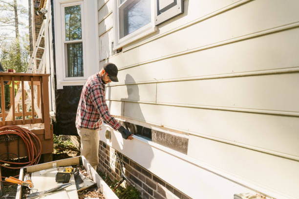 Trusted Siding Repair service in Bayport, NY - Creative Siding
